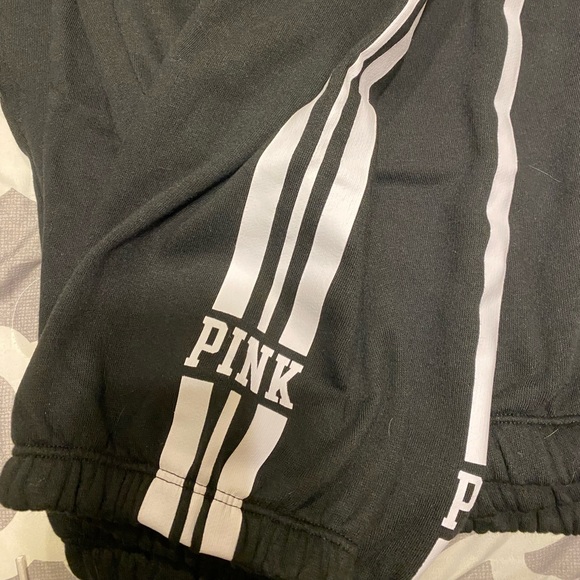 Victoria’s Secret Pink campus joggers - Picture 3 of 4